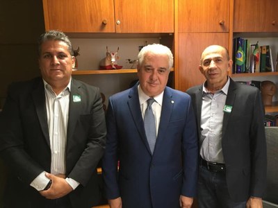 Presidente do Legislativo juntamente com 1Â° SecretÃ¡rio realizam visita importante